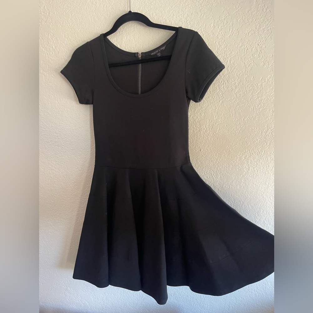 WORN ONCE Cocktail LBD